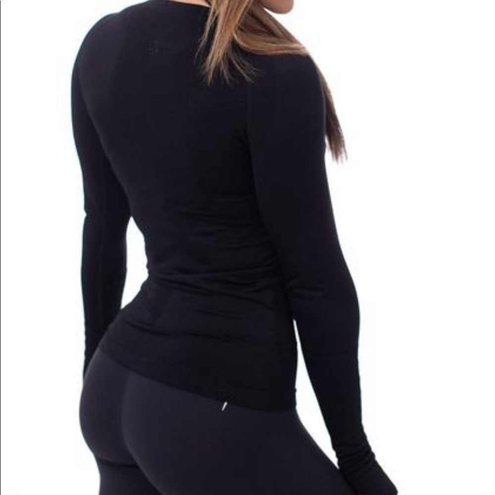 NWOT PTULA REVITALIZE SEAMLESS - Picture 2 of 2